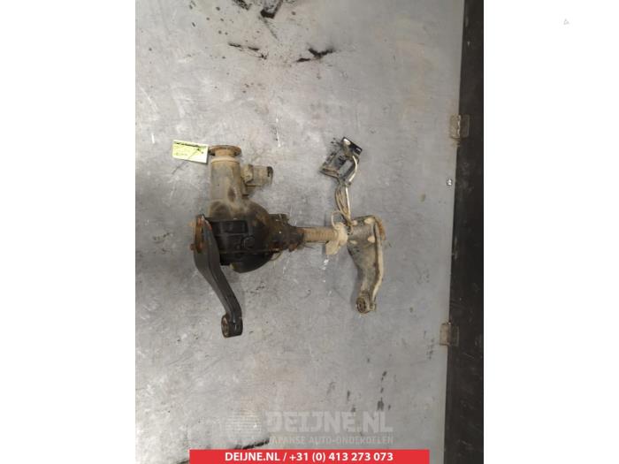 Gebrauchte Differential vorne Mitsubishi L-200 2.4 Clean Diesel 4WD Preis € 500,00 Margenregelung angeboten von V.Deijne Jap.Auto-onderdelen BV