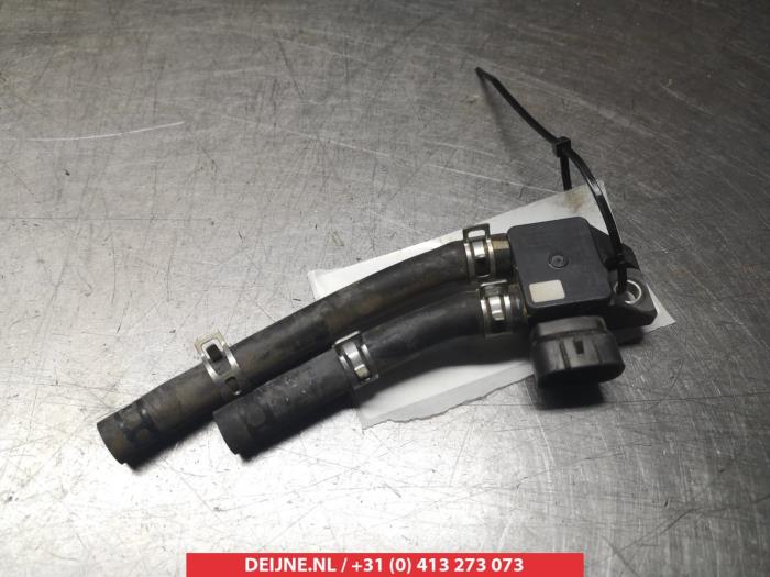 Begagnade Partikelfiltersensor Mitsubishi L-200 2.4 Clean Diesel 4WD Pris € 25,00 Marginaltabell erbjuds av V.Deijne Jap.Auto-onderdelen BV