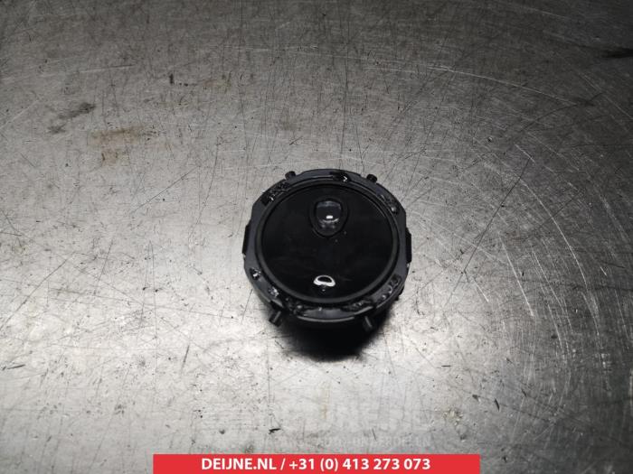 Begagnade Regnsensor Nissan 370 Z (Z34A) 3.7 V6 24V VVEL Pris € 25,00 Marginaltabell erbjuds av V.Deijne Jap.Auto-onderdelen BV