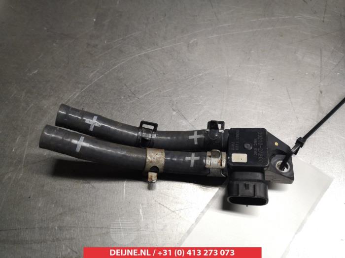 Begagnade Partikelfiltersensor Hyundai i40 CW (VFC) Pris € 20,00 Marginaltabell erbjuds av V.Deijne Jap.Auto-onderdelen BV