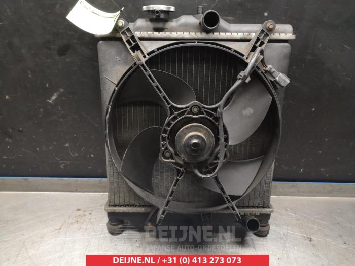 Usagé Radiateur Honda Civic (MA/MB) 1.4iS 16V Prix € 35,00 Règlement à la marge proposé par V.Deijne Jap.Auto-onderdelen BV
