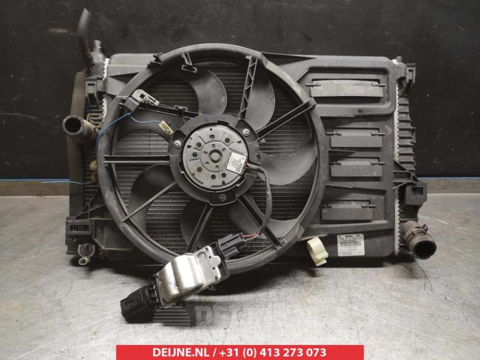 Gebrauchte Kühler Mazda 5 (CWA9) 1.6 CITD 16V Preis € 75,00 Margenregelung angeboten von V.Deijne Jap.Auto-onderdelen BV