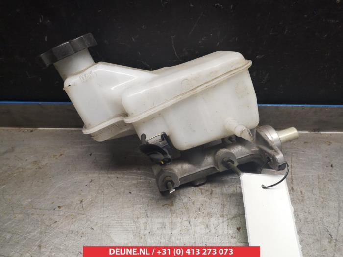 Begagnade Huvudcylinder Hyundai i10 (F5) 1.1i 12V Pris € 25,00 Marginaltabell erbjuds av V.Deijne Jap.Auto-onderdelen BV