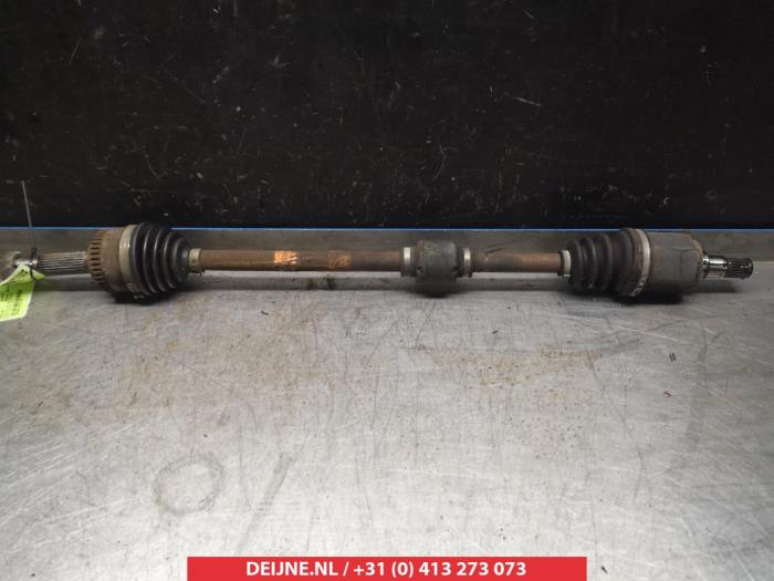Front drive shaft, right from a Hyundai Atos 1.1 12V 2005