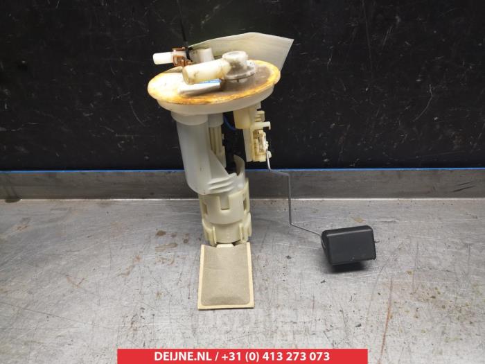 Usagé Pompe à carburant Daihatsu Cuore (L251/271/276) 1.0 12V DVVT Prix € 35,00 Règlement à la marge proposé par V.Deijne Jap.Auto-onderdelen BV