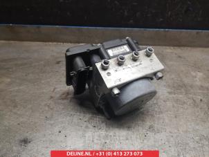 Used ABS pump Mazda MX-5 (NC18/1A) 1.8i 16V Price on request offered by V.Deijne Jap.Auto-onderdelen BV