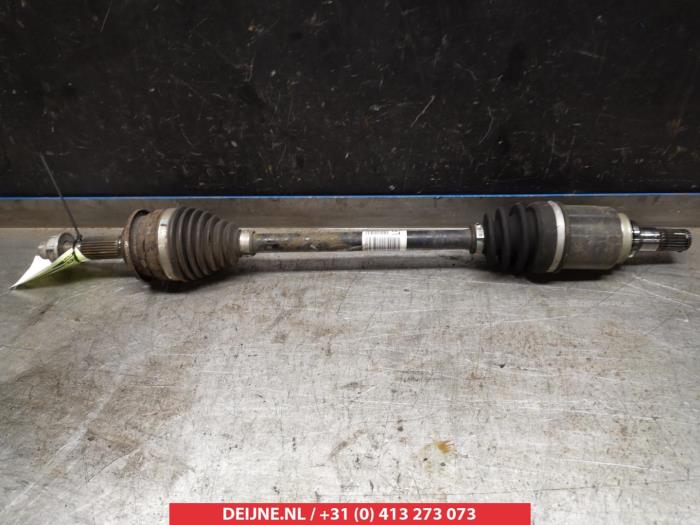 Gebrauchte Antriebswelle links vorne Suzuki Swift (ZA/ZC/ZD) 1.2 16V Preis € 50,00 Margenregelung angeboten von V.Deijne Jap.Auto-onderdelen BV