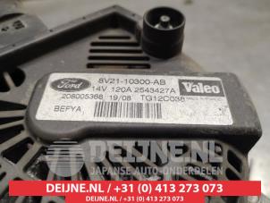 Dynamo van een Mazda 2 (DE) 1.4 CDVi 16V 2008