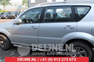 Used Rear door window 4-door, left Ssang Yong Rexton 2.7 Xdi RX/RJ 270 16V Price on request offered by V.Deijne Jap.Auto-onderdelen BV