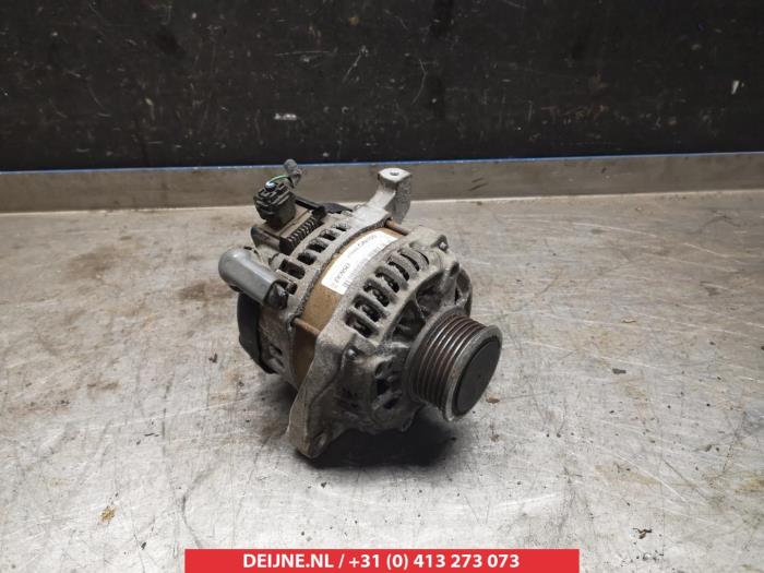 Begagnade Dynamo Toyota Auris Touring Sports (E18) 1.4 D-4D-F 16V Pris € 45,00 Marginaltabell erbjuds av V.Deijne Jap.Auto-onderdelen BV
