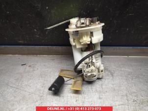 Used Electric fuel pump Toyota Corolla Verso (E12) 1.6 16V VVT-i Price on request offered by V.Deijne Jap.Auto-onderdelen BV
