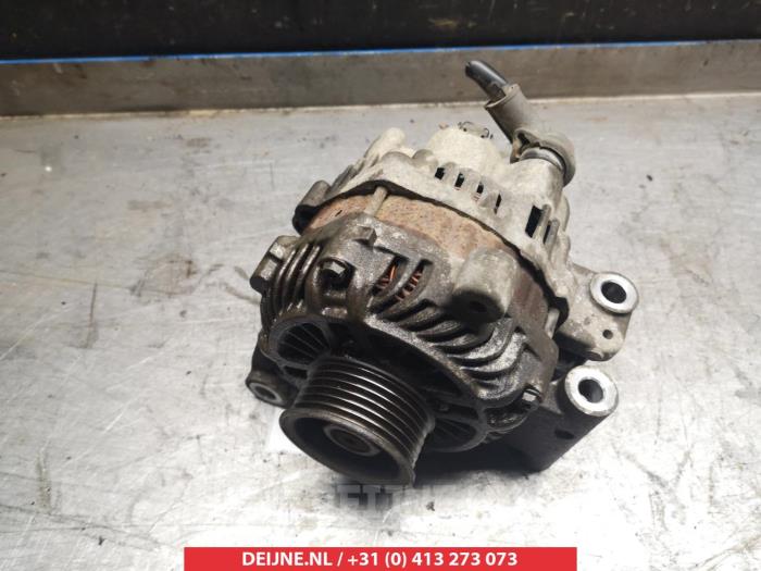 Gebrauchte Dynamo Suzuki Grand Vitara II (JT) 2.4 16V Preis € 40,00 Margenregelung angeboten von V.Deijne Jap.Auto-onderdelen BV