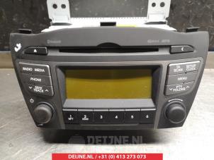 Usados Radio Hyundai iX35 (LM) 1.7 CRDi 16V Precio € 75,00 Norma de margen ofrecido por V.Deijne Jap.Auto-onderdelen BV