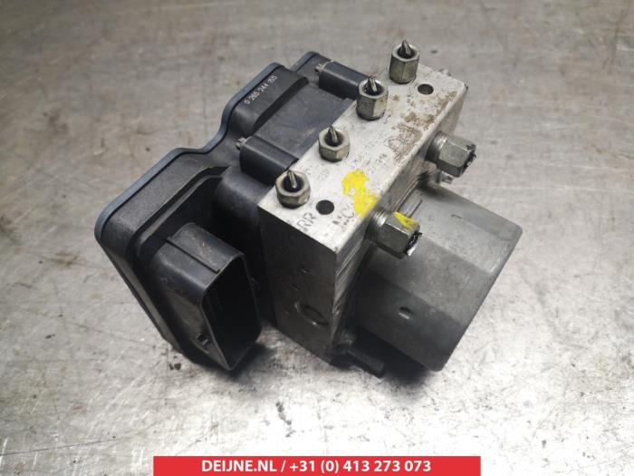 Begagnade ABS-pump Nissan Pulsar (C13) 1.2 DIG-T 16V Pris € 75,00 Marginaltabell erbjuds av V.Deijne Jap.Auto-onderdelen BV