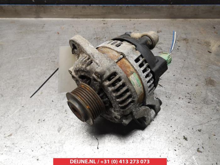 Begagnade Dynamo Suzuki SX4 (EY/GY) 2.0 16V DDiS 4x4 Pris € 35,00 Marginaltabell erbjuds av V.Deijne Jap.Auto-onderdelen BV