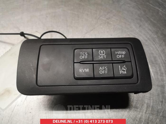 ESP switch from a Mazda CX-5 (KE,GH) 2.2 Skyactiv D 175 16V 4WD 2014