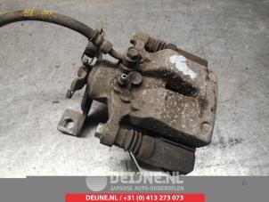 Used Rear brake calliper, left Hyundai i30 (PDEB5/PDEBB/PDEBD/PDEBE) 1.4 T-GDI 16V Price € 100,00 Margin scheme offered by V.Deijne Jap.Auto-onderdelen BV
