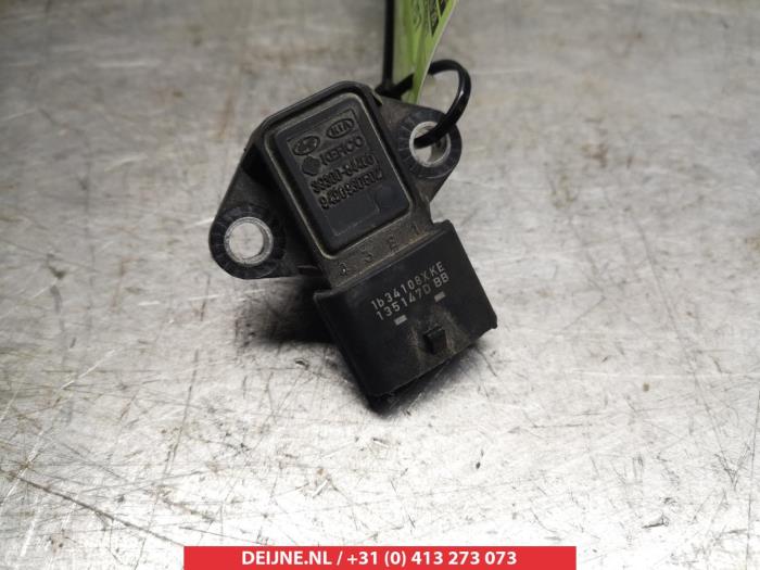 Used Boost pressure sensor Hyundai i20 1.1 CRDi VGT 12V Price € 35,00 Margin scheme offered by V.Deijne Jap.Auto-onderdelen BV