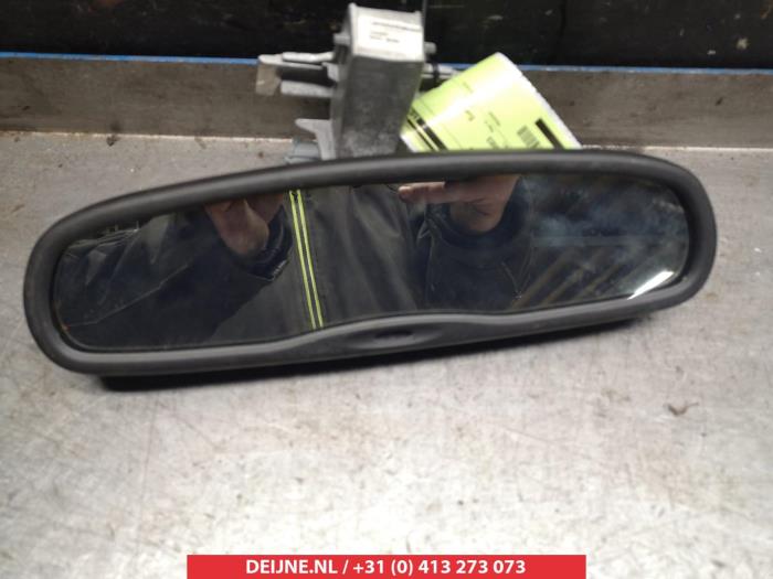Używane Lusterko wewnetrzne Nissan Primera Cena € 25,00 Procedura marży oferowane przez V.Deijne Jap.Auto-onderdelen BV