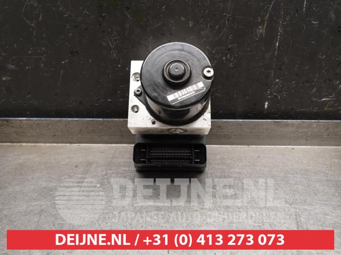 Usagé Bloc ABS Mazda 5 (CR19) 2.0 CiDT 16V Normal Power Prix € 75,00 Règlement à la marge proposé par V.Deijne Jap.Auto-onderdelen BV