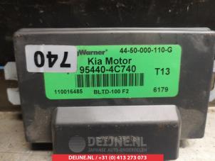 Used Transfer module 4x4 Kia Sorento I (JC) 2.5 CRDi 16V VGT Price on request offered by V.Deijne Jap.Auto-onderdelen BV