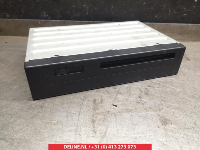 Usagé Module navigation Lexus RX (U3) 300 V6 24V VVT-i Prix € 25,00 Règlement à la marge proposé par V.Deijne Jap.Auto-onderdelen BV