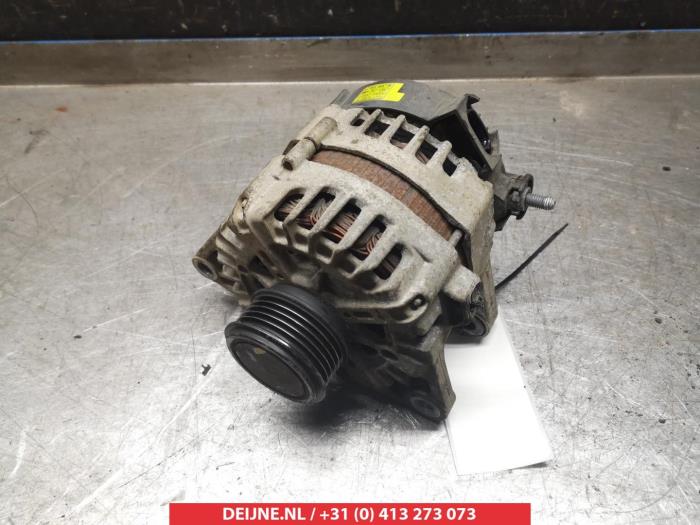 Usagé Dynamo Kia Carens IV (RP) 1.7 CRDi 16V Prix € 75,00 Règlement à la marge proposé par V.Deijne Jap.Auto-onderdelen BV