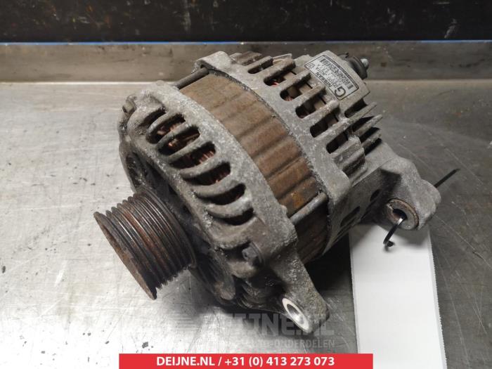 Usagé Dynamo Nissan 370 Z (Z34A) 3.7 V6 24V Prix € 50,00 Règlement à la marge proposé par V.Deijne Jap.Auto-onderdelen BV