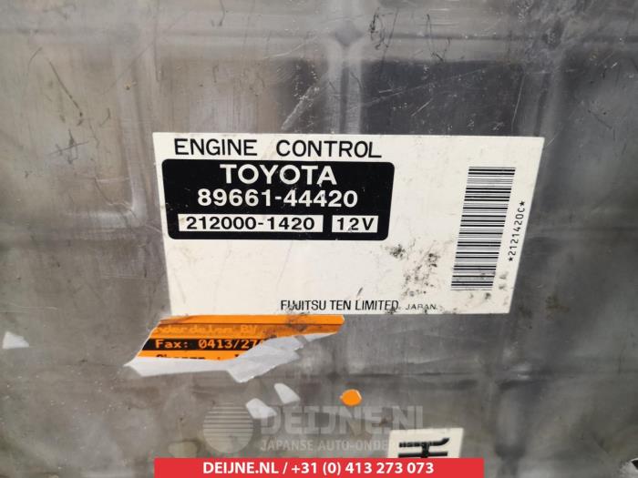 Engine management computer from a Toyota Avensis Verso (M20) 2.0 16V VVT-i D-4 2004
