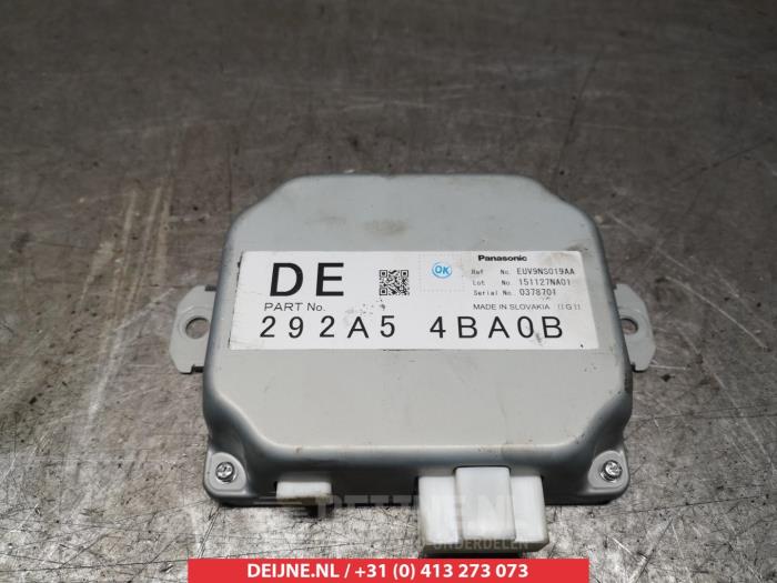Używane DC/CD konwertor Nissan Note (E12) 1.5 dCi 90 Cena na żądanie oferowane przez V.Deijne Jap.Auto-onderdelen BV