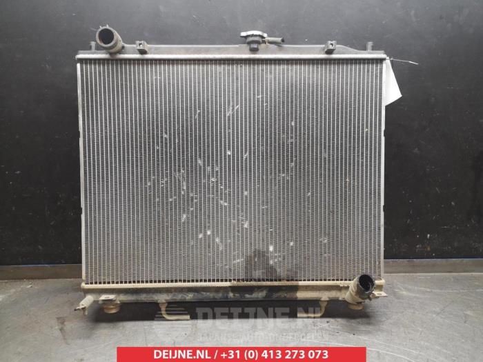Gebrauchte Kühler Mitsubishi Pajero Hardtop (V6/7) 3.2 DI-D 16V Preis € 25,00 Margenregelung angeboten von V.Deijne Jap.Auto-onderdelen BV