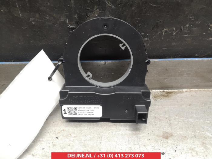 Begagnade Styrvinkelsensor Honda Jazz (GK/GP) 1.3 -i-VTEC 16V Pris € 50,00 Marginaltabell erbjuds av V.Deijne Jap.Auto-onderdelen BV