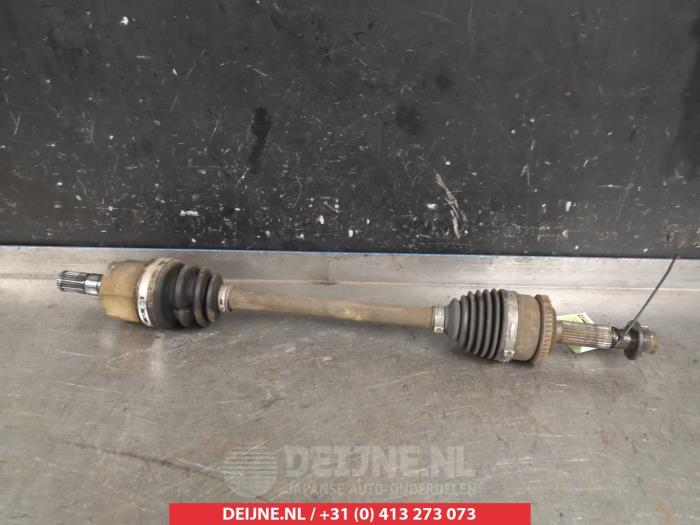 Gebrauchte Antriebswelle links vorne Hyundai i10 (B5) 1.0 12V Preis € 75,00 Margenregelung angeboten von V.Deijne Jap.Auto-onderdelen BV