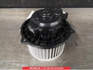Used Heating and ventilation fan motor Kia Picanto (JA) 1.0 12V Price on request offered by V.Deijne Jap.Auto-onderdelen BV