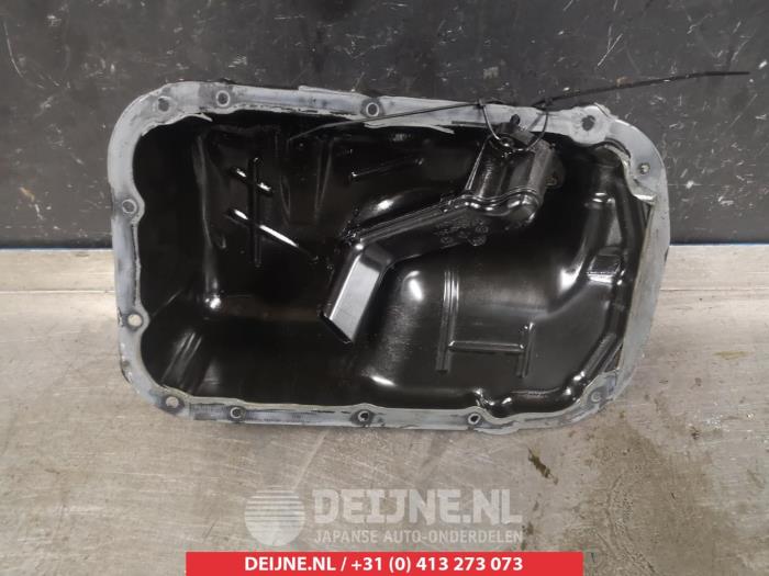 Used Sump Mitsubishi Space Star (A0) 1.2 12V Price € 50,00 Margin scheme offered by V.Deijne Jap.Auto-onderdelen BV
