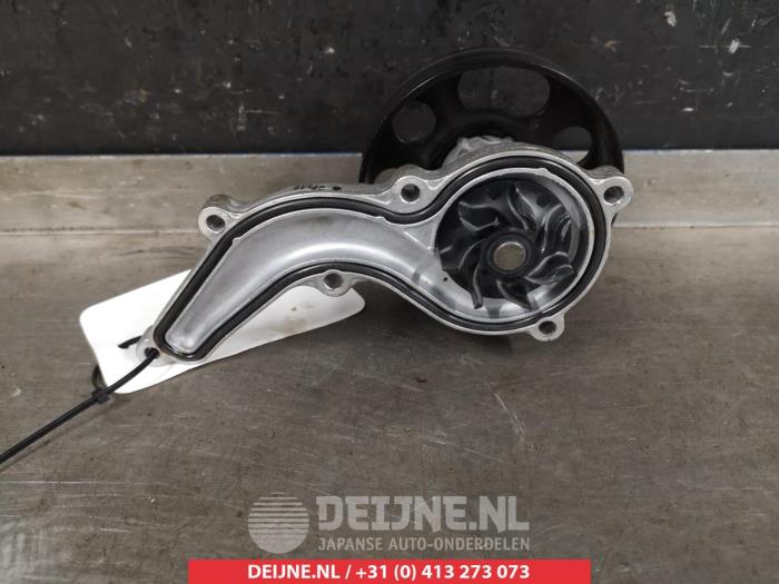 Begagnade Vattenpump Honda HR-V (RU) 1.5 i-VTEC 16V Pris € 25,00 Marginaltabell erbjuds av V.Deijne Jap.Auto-onderdelen BV