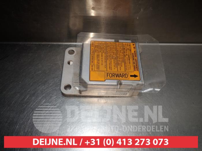 Begagnade Airbagmodul Nissan Patrol GR (Y61) 3.0 GR Di Turbo 16V Pris € 25,00 Marginaltabell erbjuds av V.Deijne Jap.Auto-onderdelen BV