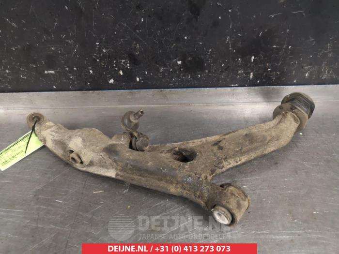 Front lower wishbone, right Honda CR-V 2.0i 16V VTEC