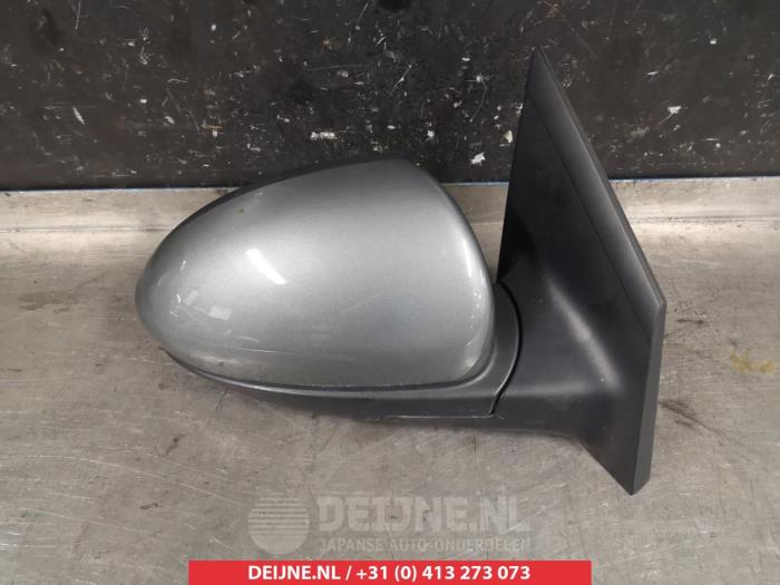 Wing mirror, right from a Daewoo Cruze 1.8 16V VVT 2010