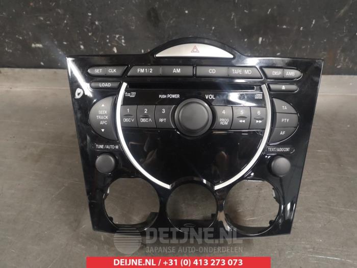 Radio from a Mazda RX-8 (SE17) M5 2007