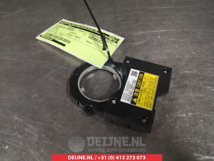 Begagnade Styrvinkelsensor Lexus IS (E3) 300h 2.5 16V Pris € 50,00 Marginaltabell erbjuds av V.Deijne Jap.Auto-onderdelen BV