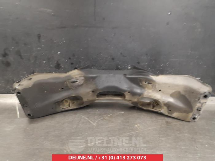 Usados Subchasis Subaru Forester (SH) 2.0D Precio de solicitud ofrecido por V.Deijne Jap.Auto-onderdelen BV
