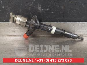 Used Injector (diesel) Toyota Avensis (T25/B1B) 2.0 16V D-4D 115 Price € 35,00 Margin scheme offered by V.Deijne Jap.Auto-onderdelen BV