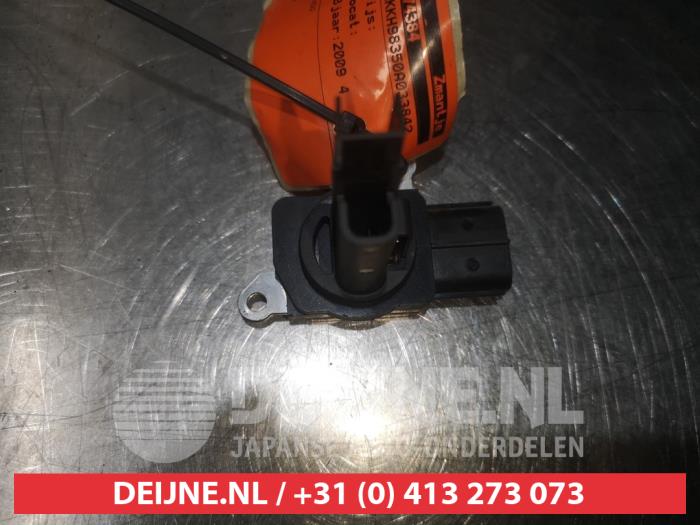 Begagnade Luftflödesmätare Toyota Yaris II (P9) 1.33 16V Dual VVT-I Pris € 15,00 Marginaltabell erbjuds av V.Deijne Jap.Auto-onderdelen BV