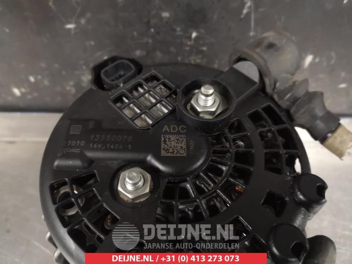 Gebrauchte Dynamo Opel Antara (LA6) 2.2 CDTI 16V 4x2 Preis € 35,00 Margenregelung angeboten von V.Deijne Jap.Auto-onderdelen BV