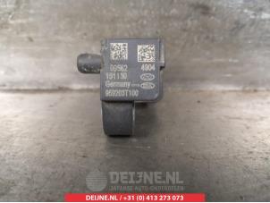Used Airbag sensor Hyundai i20 (GBB) 1.2i 16V Price on request offered by V.Deijne Jap.Auto-onderdelen BV