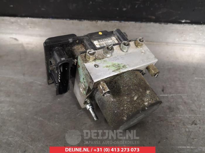 Begagnade ABS-pump Subaru Impreza II Plus (GG) 1.5 16V AWD Pris € 75,00 Marginaltabell erbjuds av V.Deijne Jap.Auto-onderdelen BV