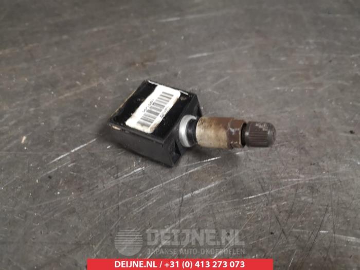 Däcktryckssensor Nissan Primera (P12), 2001 2.0 16V CVT, Sedan, 4 dörrar, Bensin, 1.998cc, 103kW (140pk), FWD, QR20DE, 2002-03 / 2008-10, P12 (Begagnad)