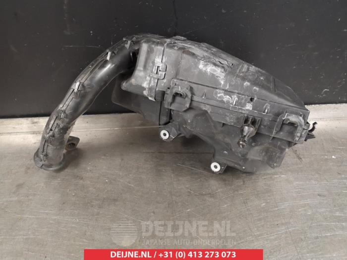 Air box from a Nissan Note (E12) 1.2 68 2014