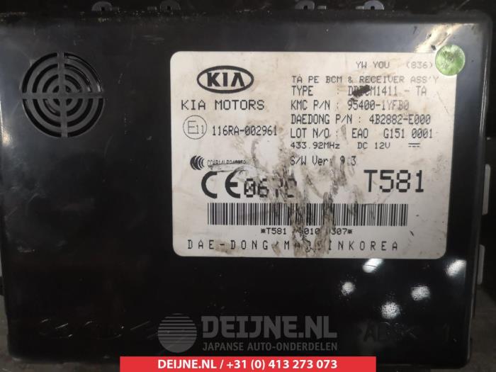 Engine management computer from a Kia Picanto (TA) 1.0 12V 2015